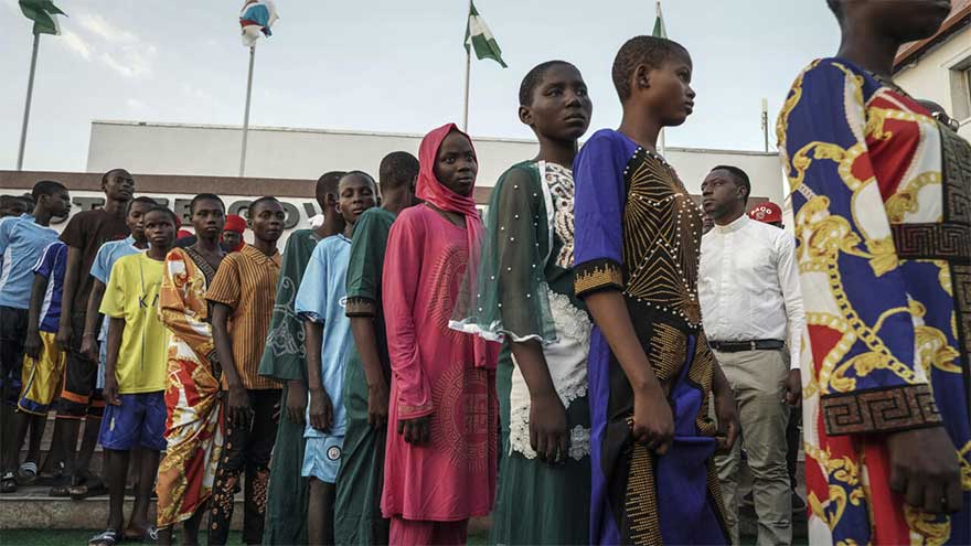 100 abducted Nigerian children handed over to state officials