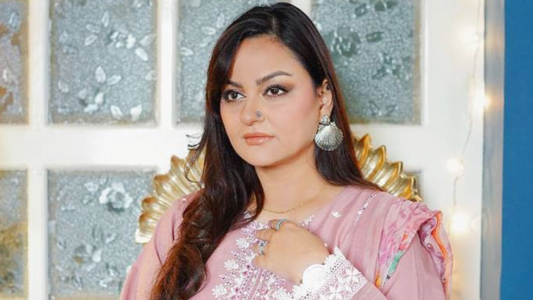 جویریہ عباسی نے اپنی خوبصورتی برقرار رکھنے کے راز سے پردہ اٹھا دیا