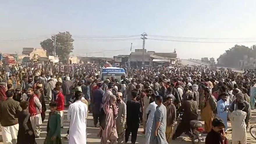 9 bandits killed, 4 police officers injured including 2 DSPs in Shikarpur encounter