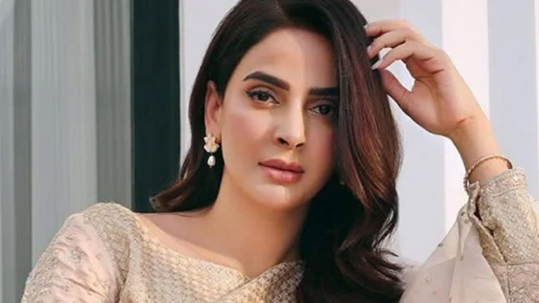 اداکارہ صبا قمر نے شہر بدلنے کا فیصلہ کر لیا