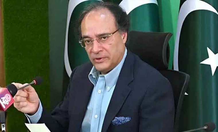 وزیرِ خزانہ گلوبل ڈویلپمنٹ فنانس کانفرنس میں شرکت کیلئے سعودیہ روانہ