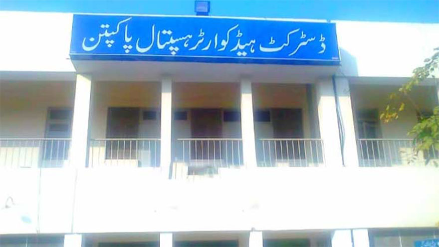 Khawaja Imran Nazir pays surprise visit to DHQ Hospital Pakpattan