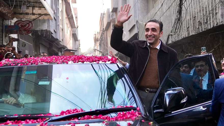 Bilawal Bhutto calls military ruling against Faiz Hameed 'historic' amid PTI-Centre tensions