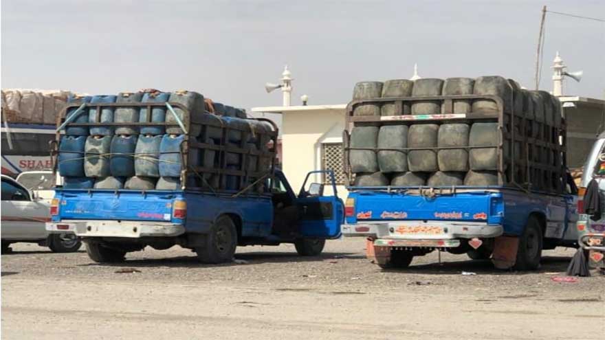 Customs seizes smuggled diesel, prime movers worth Rs190 in Quetta raid
