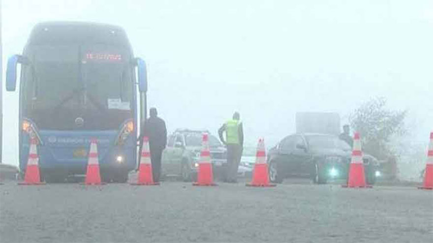 Dense fog forces closure of motorway sections