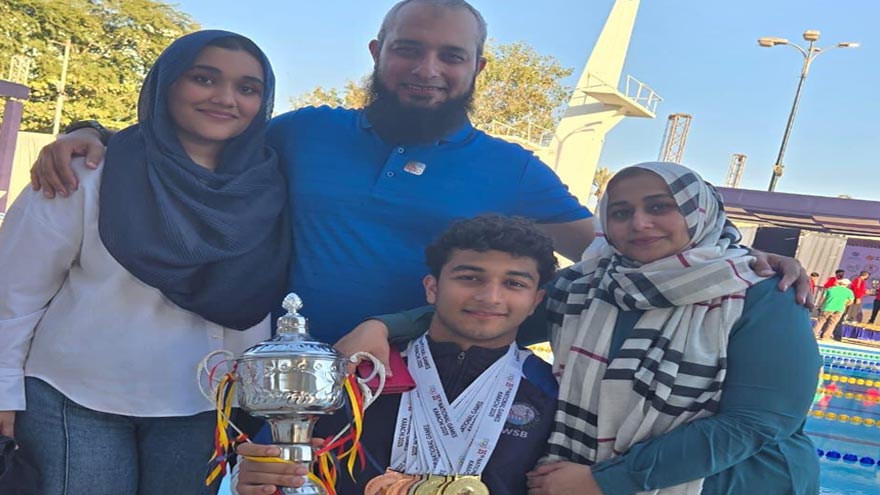 Hamza Asif sets new benchmark, breaks 26-year-old Breaststroke record