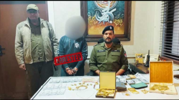 گوجرانوالہ: برقعہ پہن کر چچا کے گھر کروڑوں کی چوری کرنے والا ملزم گرفتار