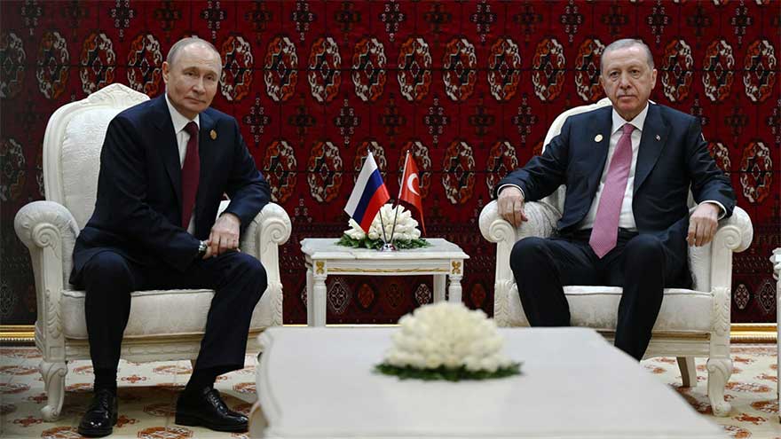 Erdogan pushes Putin on 'limited ceasefire' at ports, energy facilities