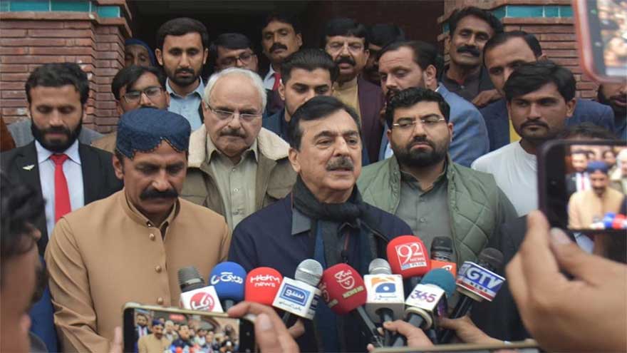 Faiz Hameed's conviction to strengthen public trust in accountability system: Senate chairman