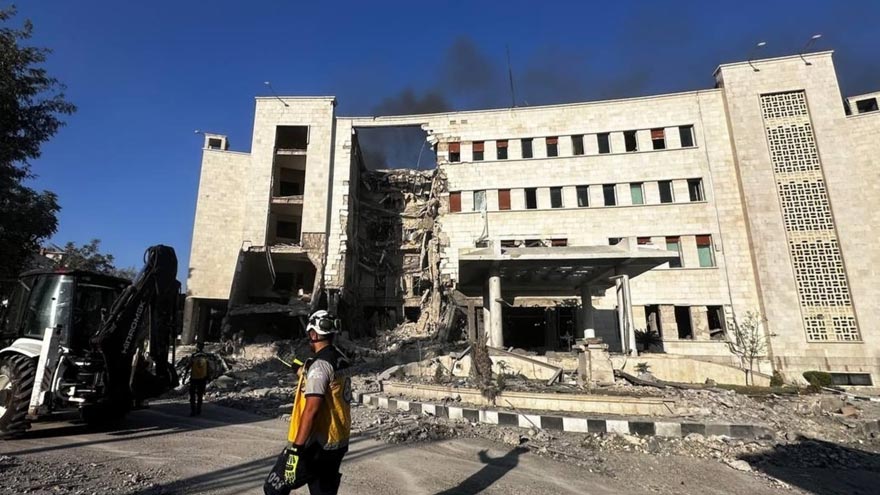 Two US soldiers and an interpreter killed in suspected Islamic State attack in Syria