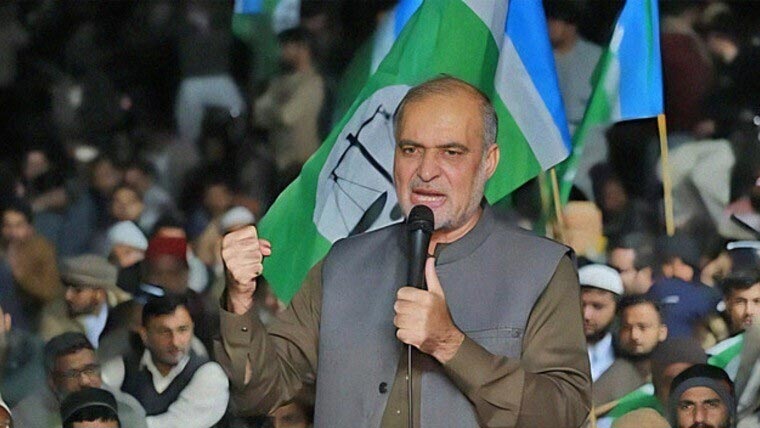 ملک سے باہر جانا مسائل کا حل نہیں، حامی تیار کرنے اور نظام بدلنا ہے: حافظ نعیم