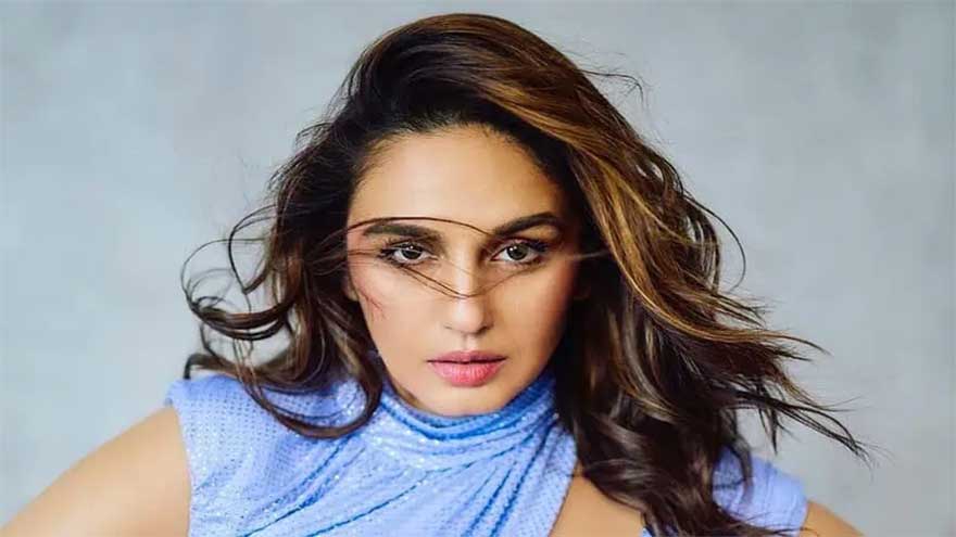 Huma Qureshi reveals how Bollywood uses paps for promotion