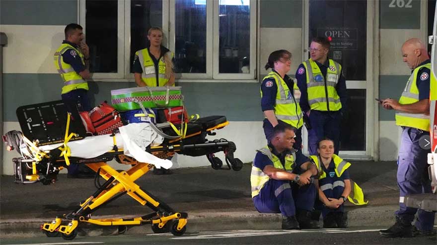 Death toll rises to 16 after shooting at Jewish event on Sydney's Bondi Beach
