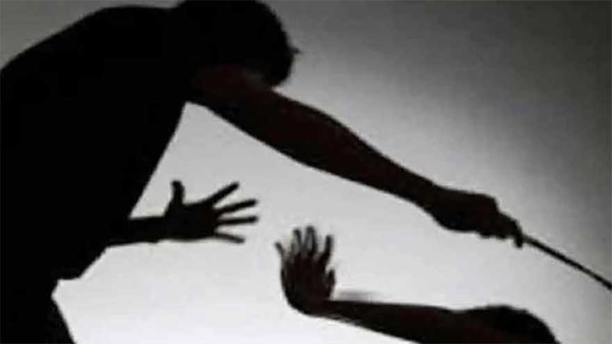 Five arrested for torturing youth, shaving his head and mustache in Shujabad