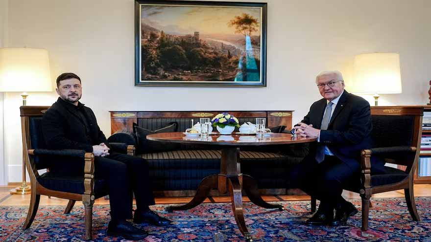 Ukraine peace talks stretch into second day at start of pivotal week for Europe