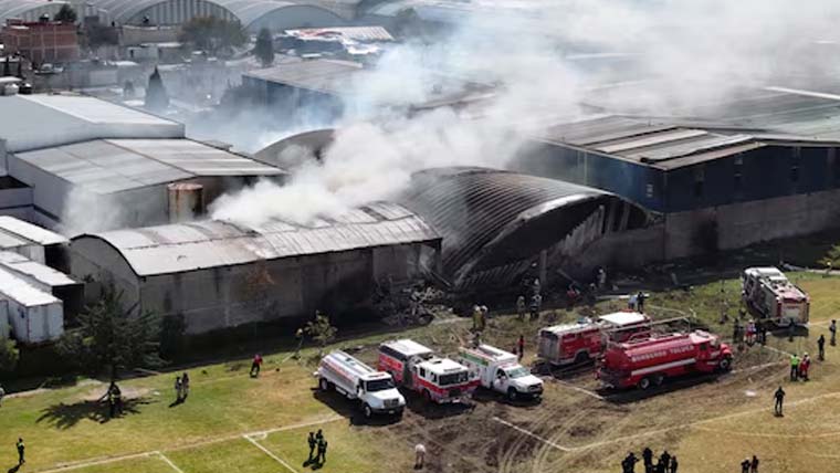 میکسیکو میں چھوٹا طیارہ گر کر تباہ، 7 افراد ہلاک