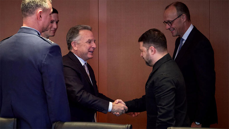 Zelensky, US envoys to push on with Ukraine talks in Berlin