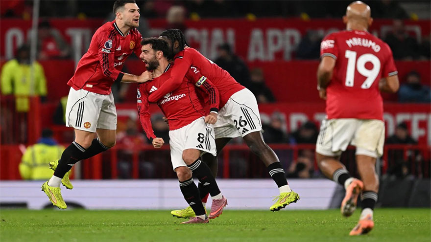 Man Utd blow lead three times in 4-4 Bournemouth thriller
