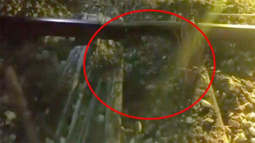 Blast partially damages railway track in Shikarpur