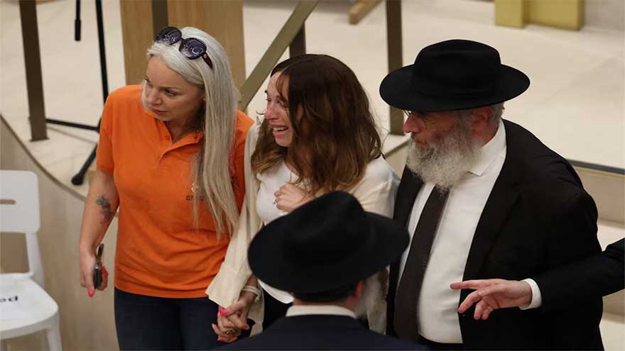 Alleged Bondi gunman charged with 15 murders as funerals of victims begin