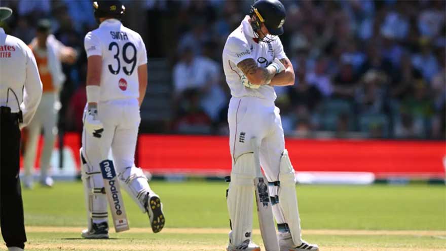England battle to save Ashes as Australia rip through top-order