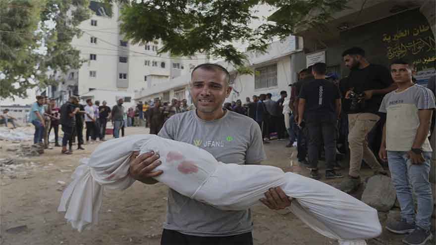 Israel fires mortar into Gaza residential area, wounding at least 10