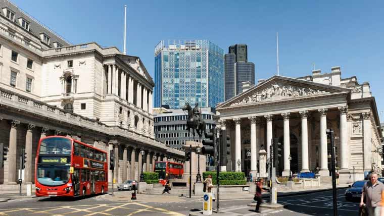 بینک آف انگلینڈ نے شرح سود میں 25 بیسز پوائنٹ کمی کردی