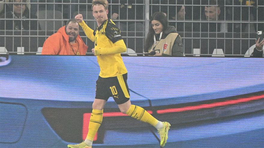 Brandt and Beier send Dortmund second in Bundesliga