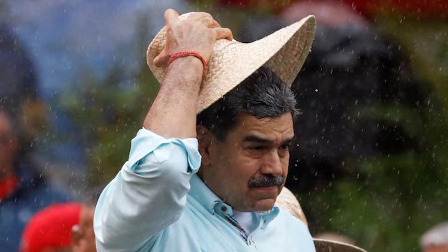 US issues sanctions on family members and associates of Venezuela's Maduro