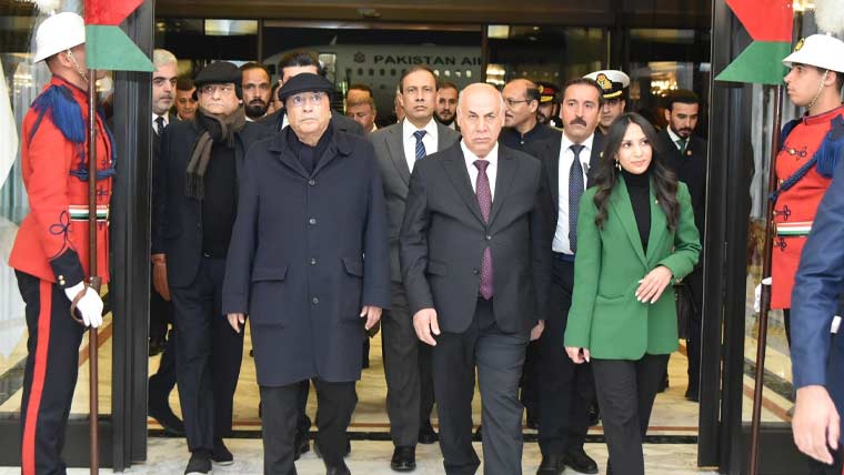 آصف زرداری عراق کے 4 روزہ سرکاری دورے پر بغداد پہنچ گئے