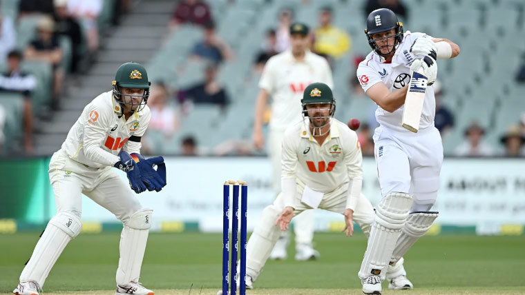 آسٹریلیا نے انگلینڈ کو تیسرے ٹیسٹ میں شکست دے کر ایشز سیریز اپنے نام کر لی