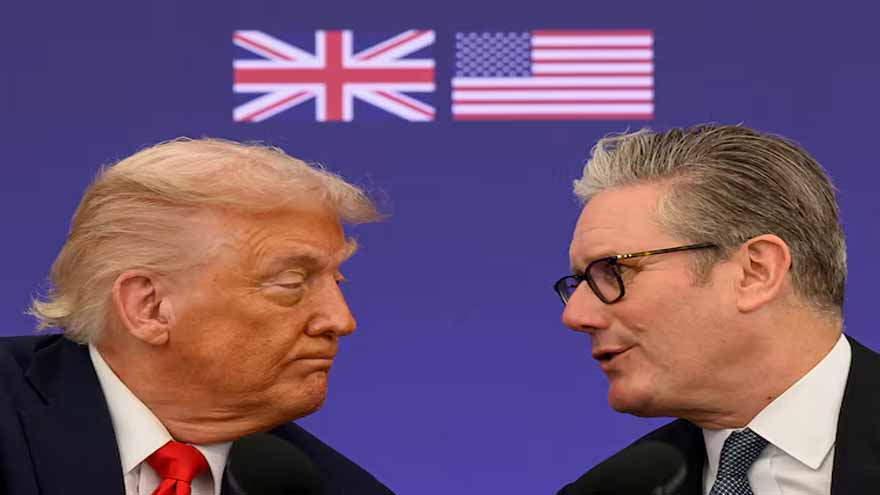 UK's Starmer discusses Ukraine peace efforts in call with Trump