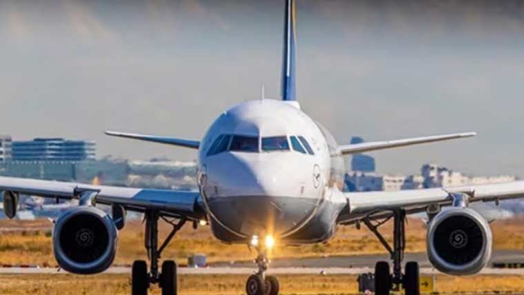 میکسیکو میں 5 ماہ کی تنخواہ نہ ملنے پر پائلٹ کا طیارہ اڑانے سے انکار