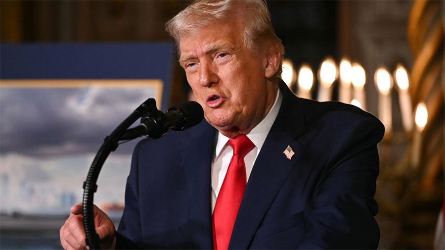 Trump says would be 'smart' for Venezuela's Maduro to step down