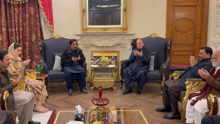 نواز شریف اور مریم نواز کی عرفان شفیع، میاں مرغوب کے گھر آمد