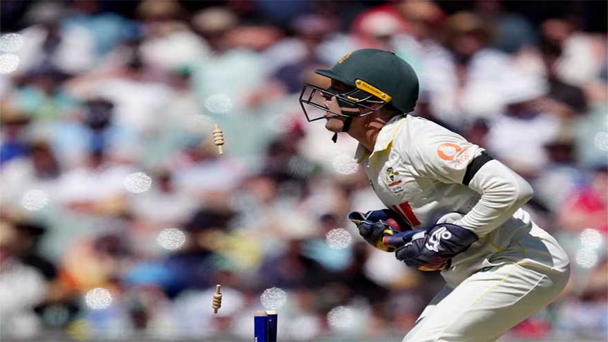 Carey's masterclass standing up to the stumps wins Boland's trust