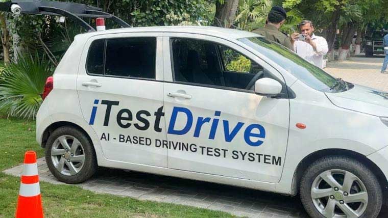 ڈرائیونگ ٹیسٹ کا معیار بہتر بنانے کیلئے آرٹیفیشل انٹیلی جنس بیسڈ وہیکل تیار