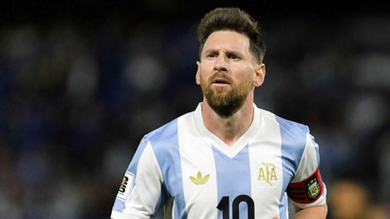 لیونل میسی نے شاندار کیریئر میں ایک اور تاریخی اعزاز اپنے نام کر لیا