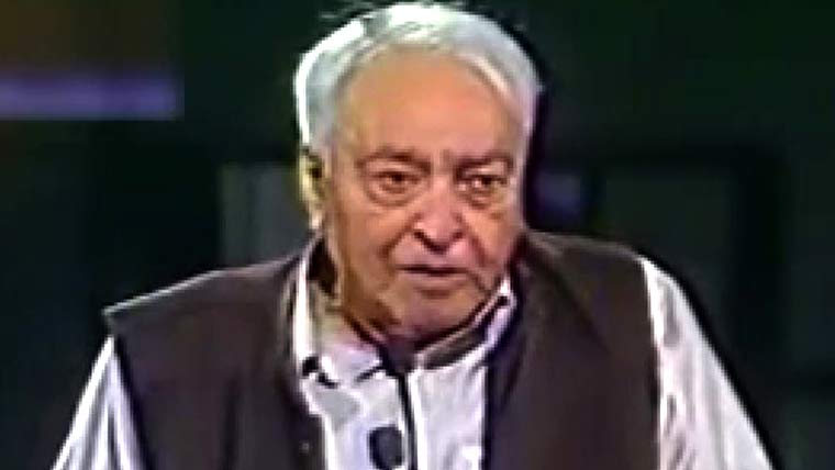 محبت، احساس اور اپنائیت سے لبریز جذبات کے ترجمان منیر نیازی کی آج 19 ویں برسی