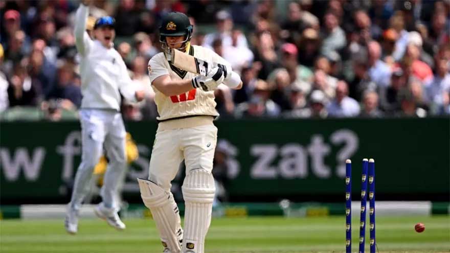 Australia all out for 152 as England take charge of 4th Ashes Test