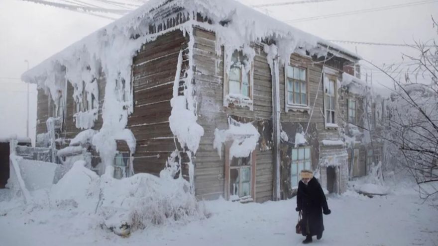 Oymyakon: World's coldest inhabited town hits near -54C