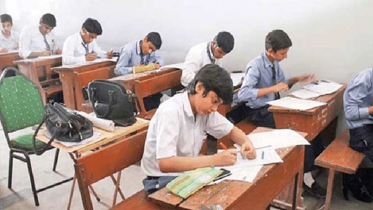 خیبرپختونخوا حکومت نے سرمائی تعطیلات کے دوران امتحانات لینے پر پابندی عائد کر دی