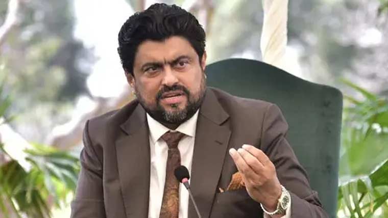 بینظیر بھٹو نے مسجد نبوی میں مجھے بھائی بنایا تھا، کامران ٹیسوری