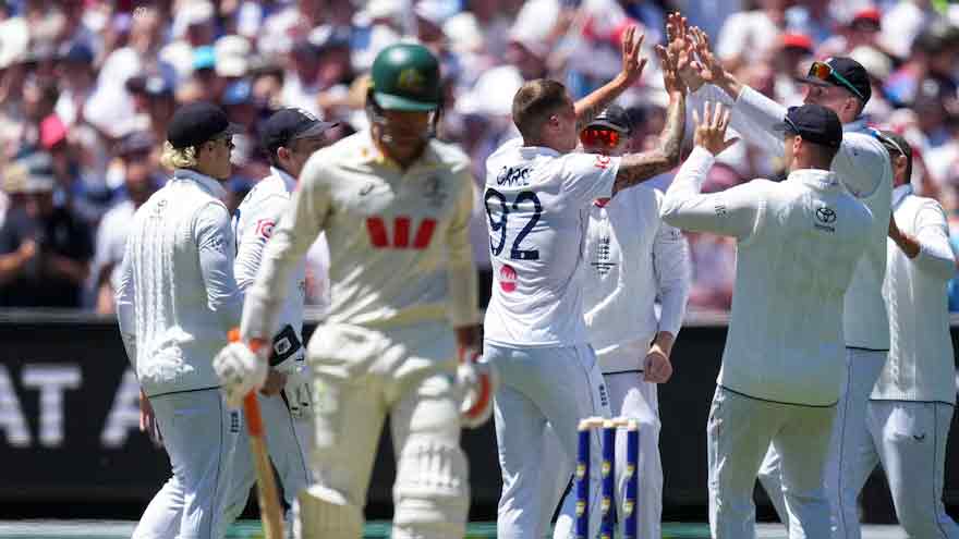 Australia all out for 132, England to chase 175 for victory