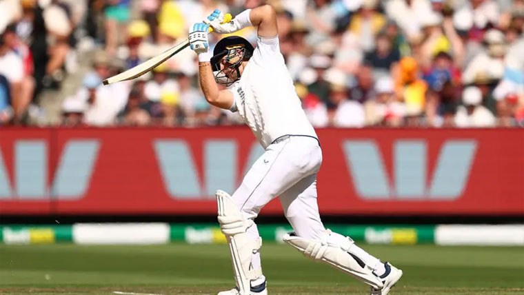 انگلینڈ نے 14 سال بعد آسٹریلیا کو ٹیسٹ میچ میں شکست دے دی