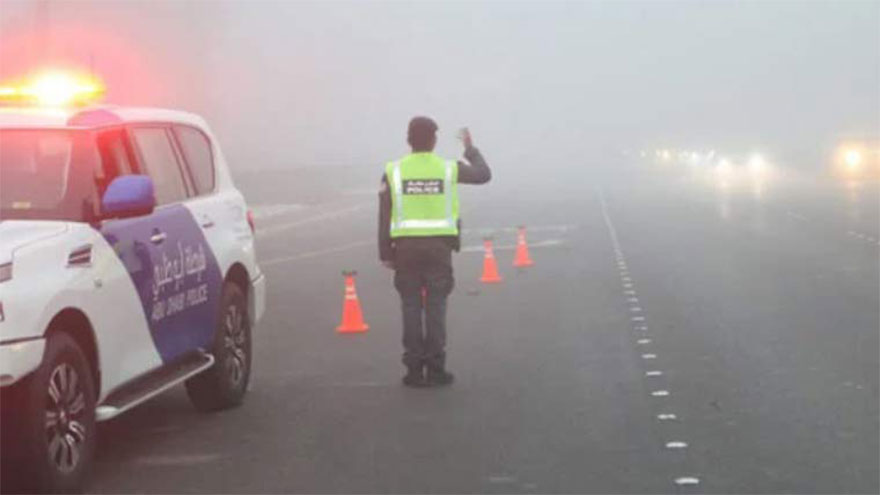 Various sections of motorway closed as dense fog blankets Punjab