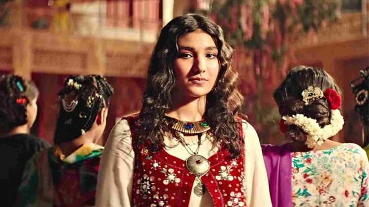 اسلام آباد میں لائیو کنسرٹ کے دوران ڈرون حادثہ، گلوکارہ شائے گل زخمی