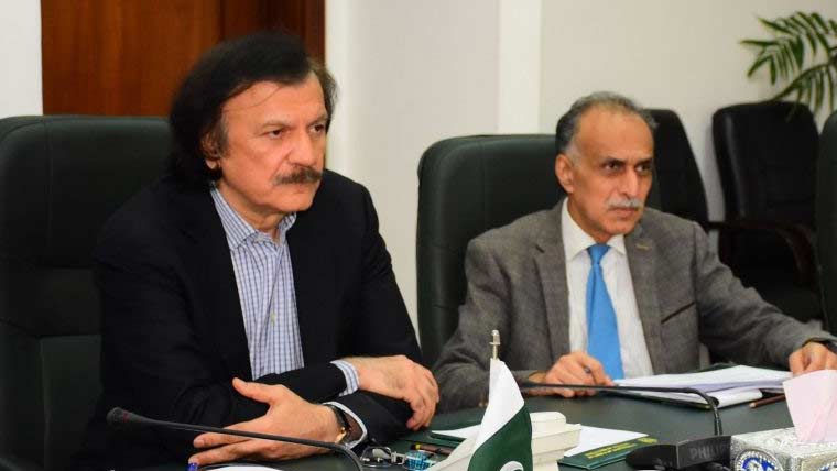 ڈیجیٹل نظام بیوروکریٹک رکاوٹوں کے خاتمے میں مدد دے گا، ہارون اختر خان