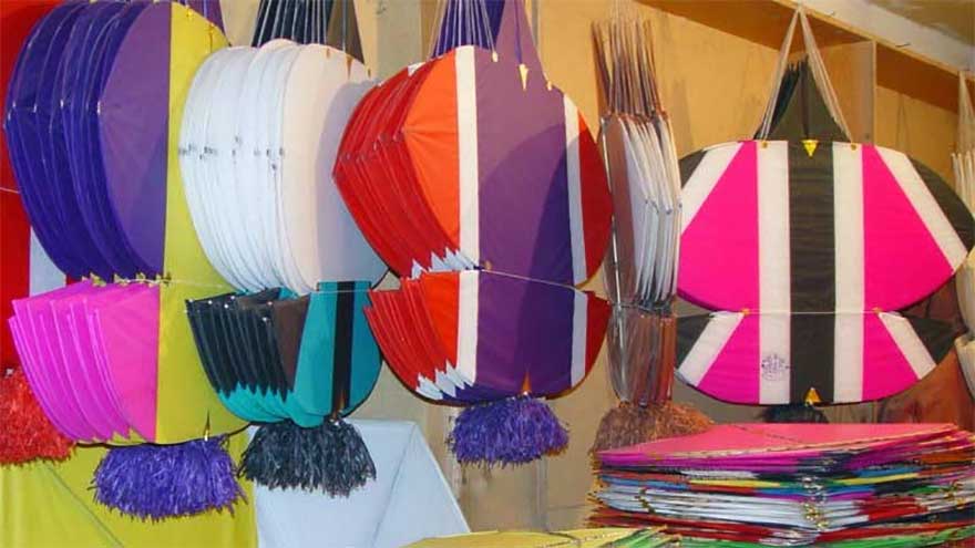 Five arrested with hundreds of kites in Lahore, Gujranwala