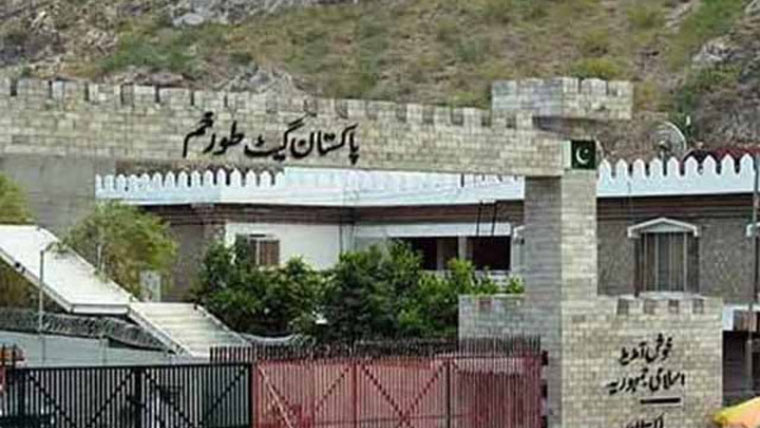 افغانستان کیلیے اقوام متحدہ کی امدادی اشیاء کے 9 کارگو کنٹینرز طورخم بارڈر روانہ